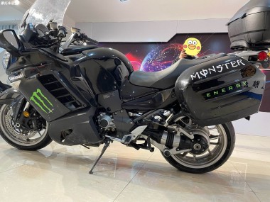 2007-2009 Kawasaki GTR1400/ZG1400 Motorcycle Fairings - Black Monster Canada Suppliers