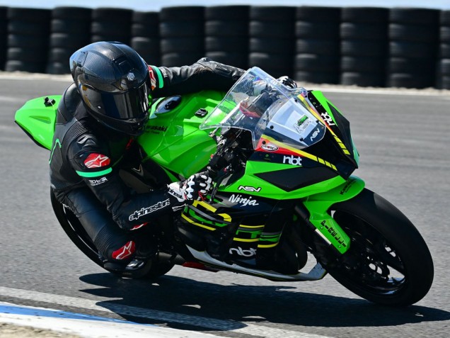 2011-2015 Kawasaki ZX10R Motorcycle Fairings - Green Yellow White Black Red Pirelli Canada Suppliers