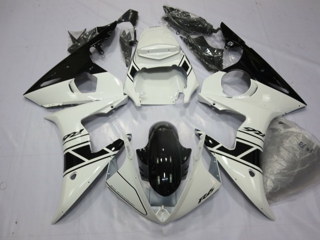 2003-2004 Black and White R6 Motorcycle Fairings 2003-2004 Black and White R6 Motorcycle Fairings