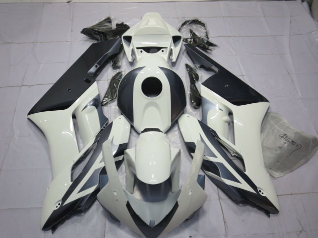 2004-2005 White and Silver CBR1000RR Motorcycle Fairings