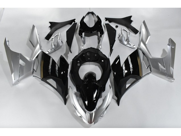 2018-2023 Silver and Black Ninja 400 Motorcycle Fairings 2018-2023 Silver and Black Ninja 400 Motorcycle Fairings